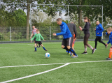 Laatste training S.K.N.W.K. JO7-1 (partijtje tegen de ouders) van maandag 27 mei 2024 (62/180)